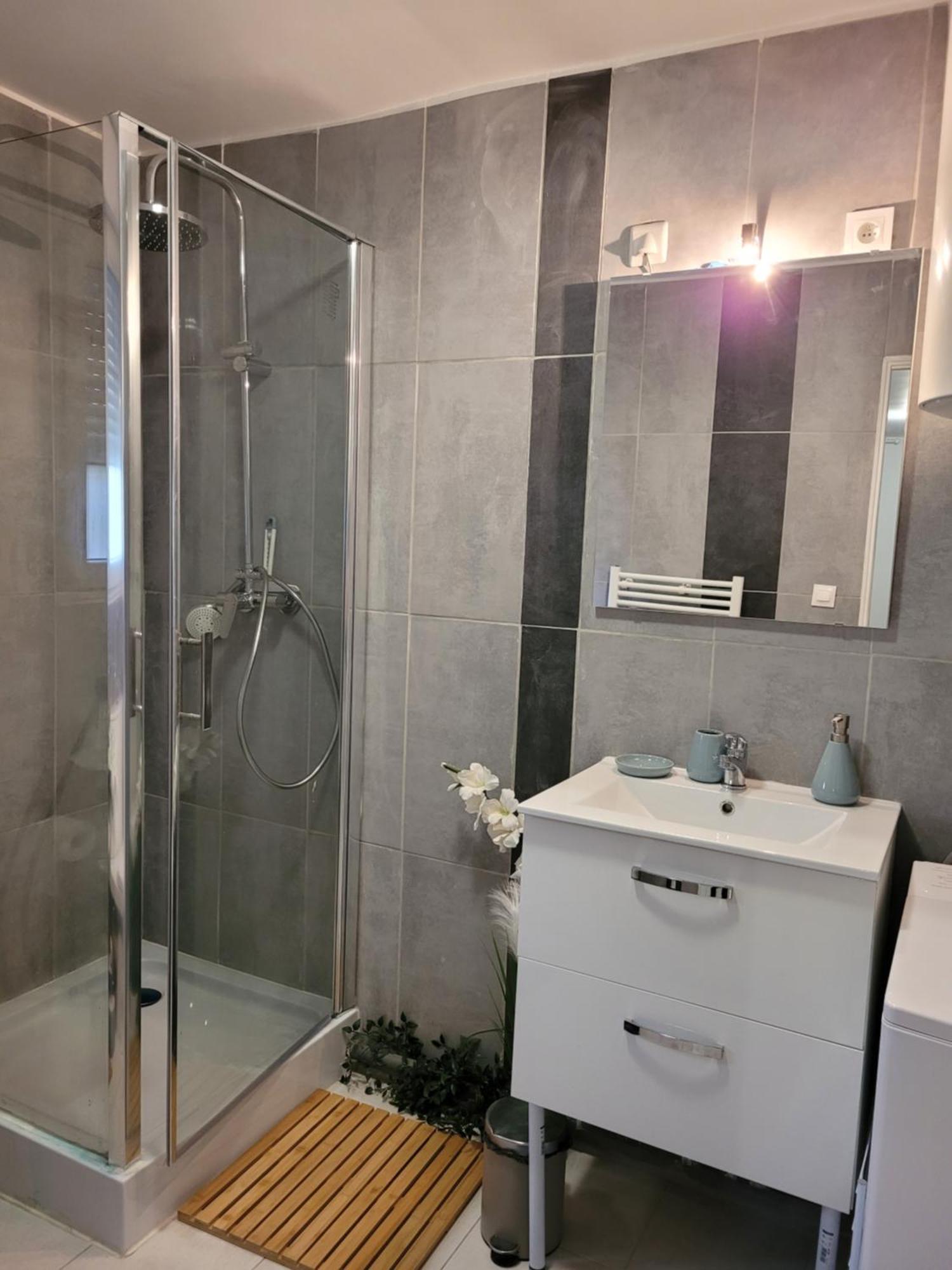Cocooning House 204 Suite Green- Superb Studio Aeroport Paris Roissy Cdg, Parc Asterix, Chateau De Chantilly, Stade De France Survilliers Екстериор снимка