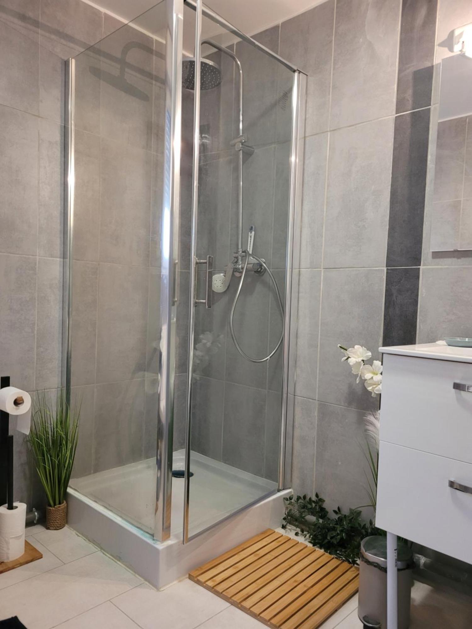 Cocooning House 204 Suite Green- Superb Studio Aeroport Paris Roissy Cdg, Parc Asterix, Chateau De Chantilly, Stade De France Survilliers Екстериор снимка